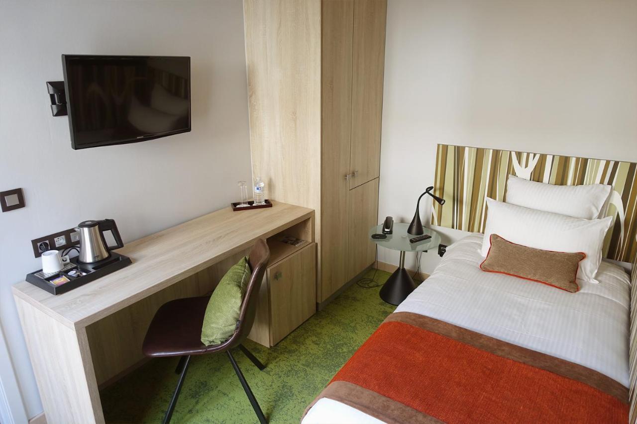 Hotel Du Parc อัธ ภายนอก รูปภาพ