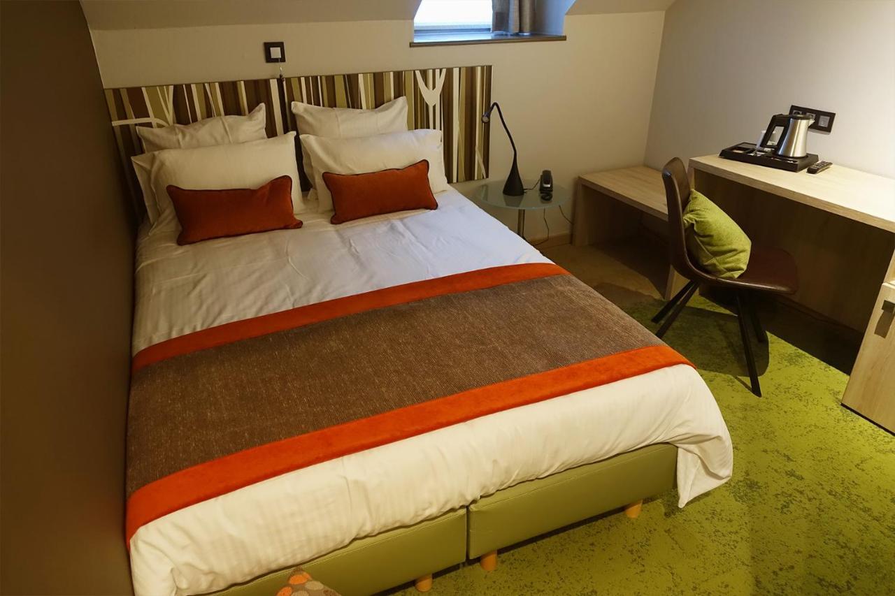 Hotel Du Parc อัธ ภายนอก รูปภาพ