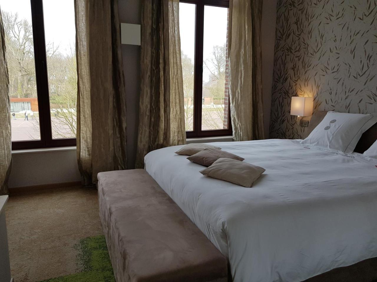 Hotel Du Parc อัธ ภายนอก รูปภาพ