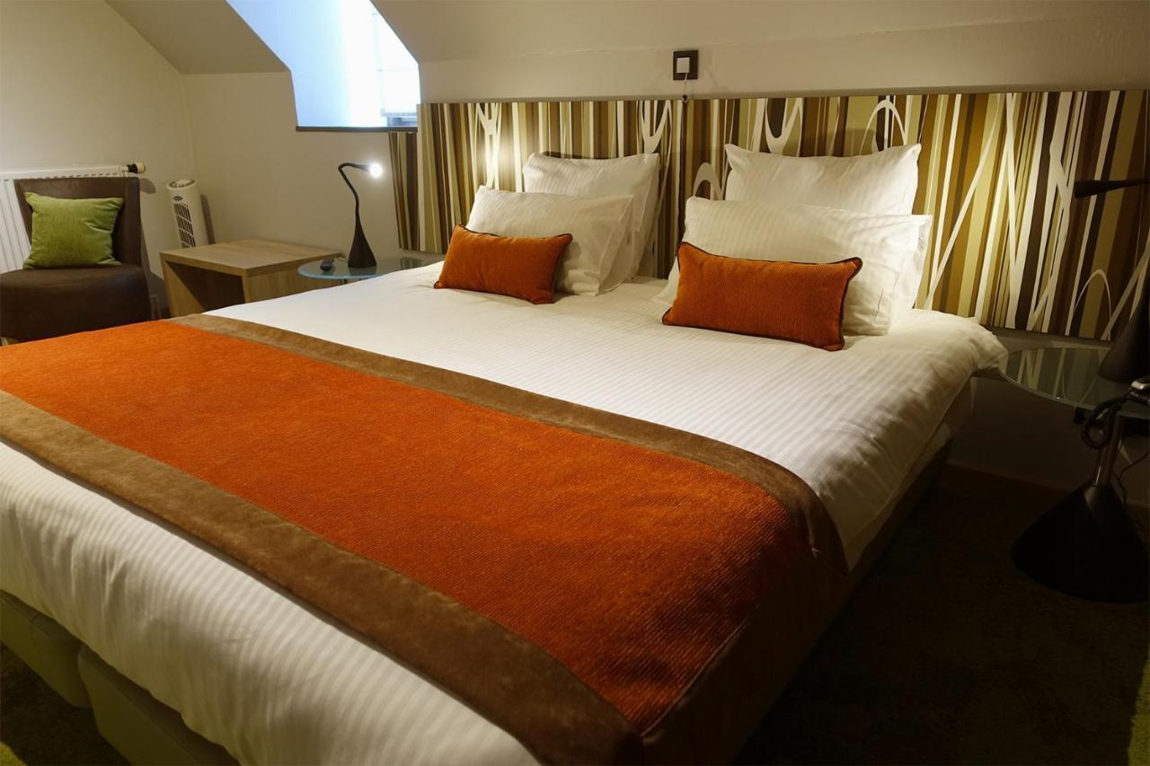 Hotel Du Parc อัธ ภายนอก รูปภาพ